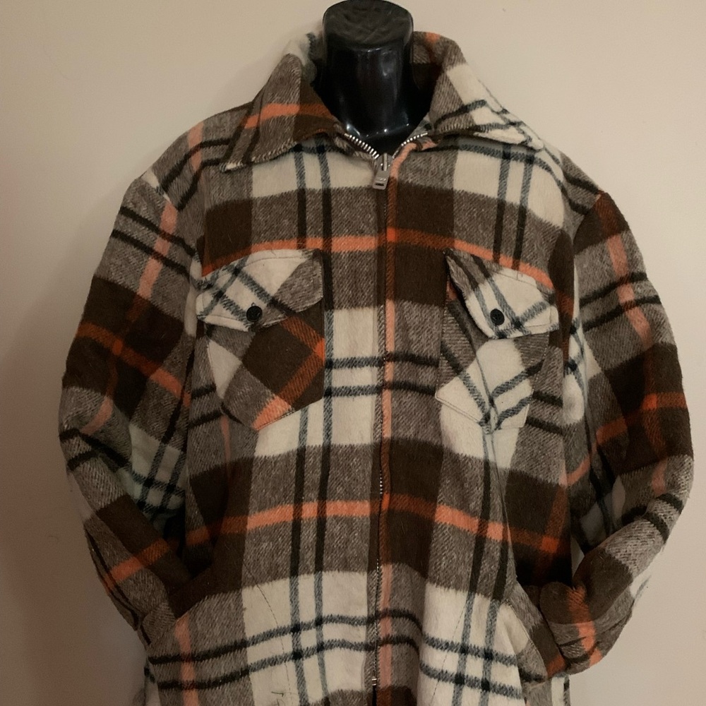 Vintage 60’s-70’s Stagway Lumberjack coat. Brown/beige plaid. Size L
